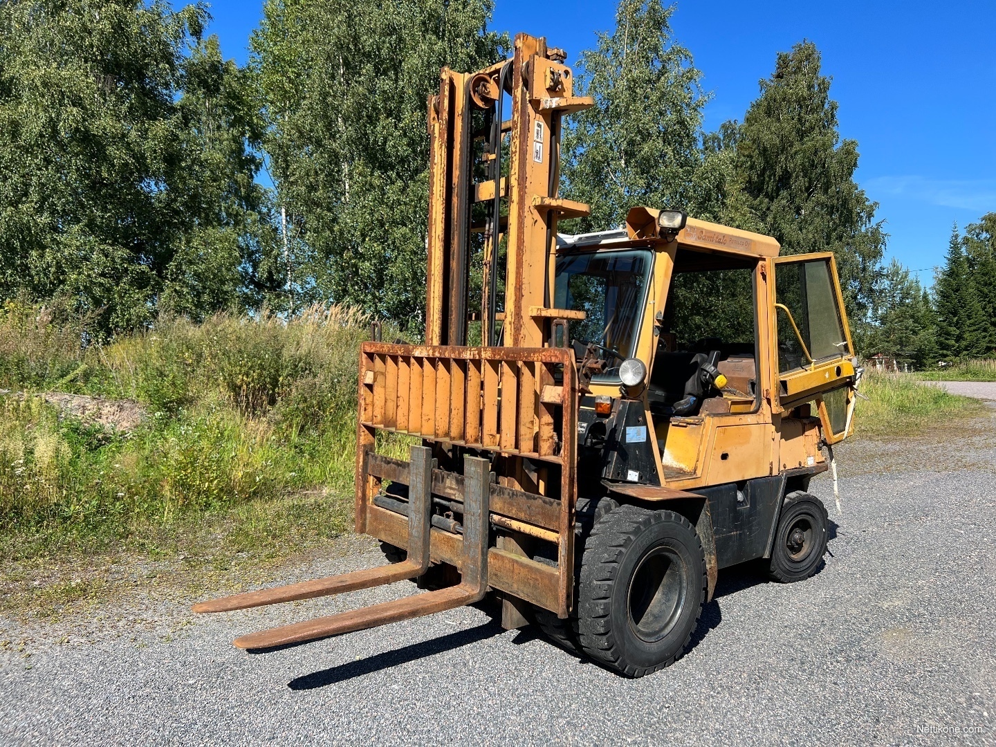 Komatsu FD40-3 forklift trucks, 1983 - Nettikone