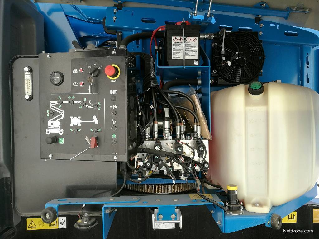 Genie Z 62 40 Human Lifters 22 Nettikone