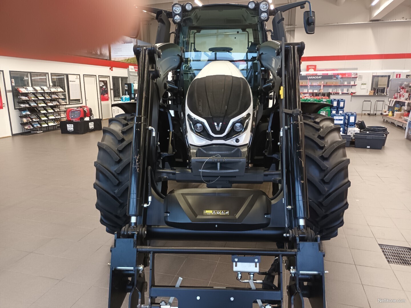 Valtra G125 EH tractors, 2021 - Nettikone