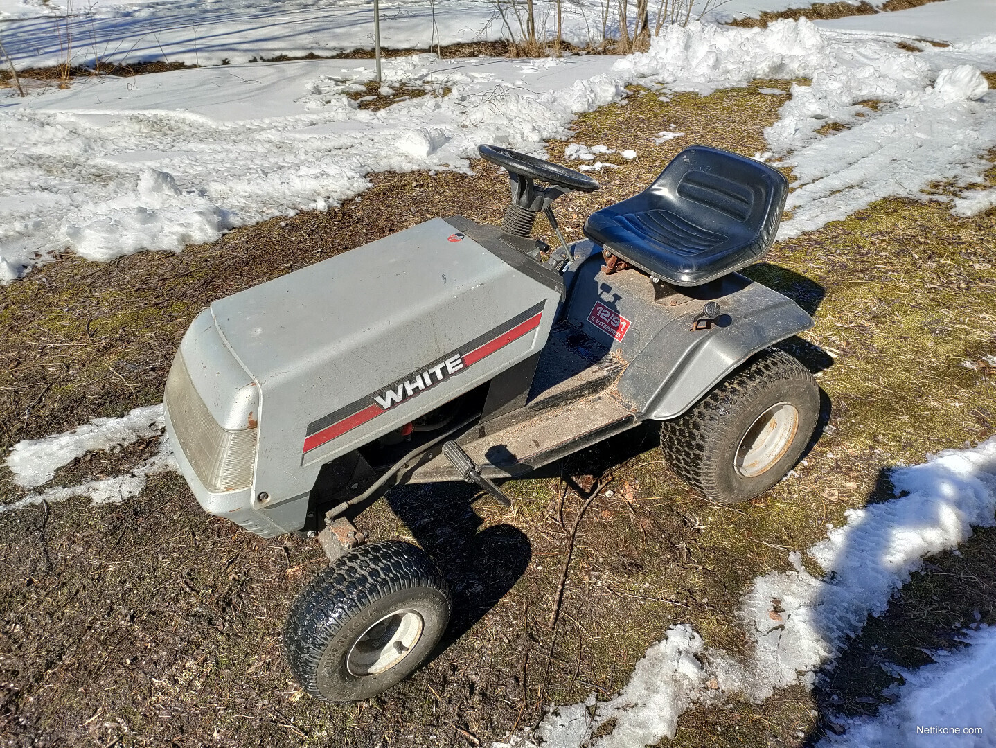 White Outdoor White mowers Nettikone