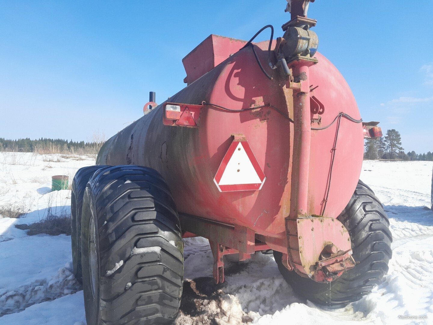 livakka-12-varaosiksi-fertilizer-application-nettikone