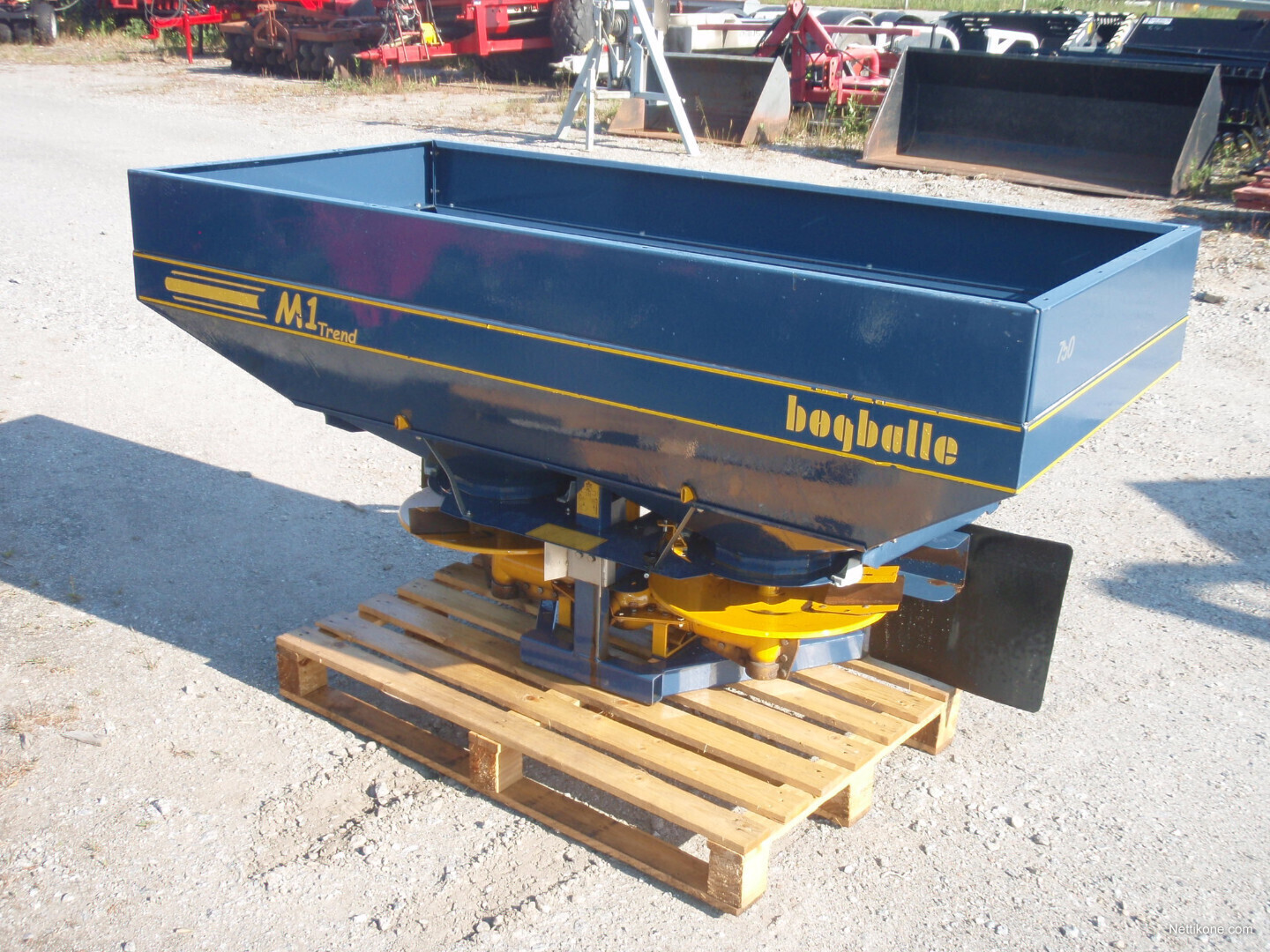 Bogballe 750 M1 Fertilizer Application - Nettikone